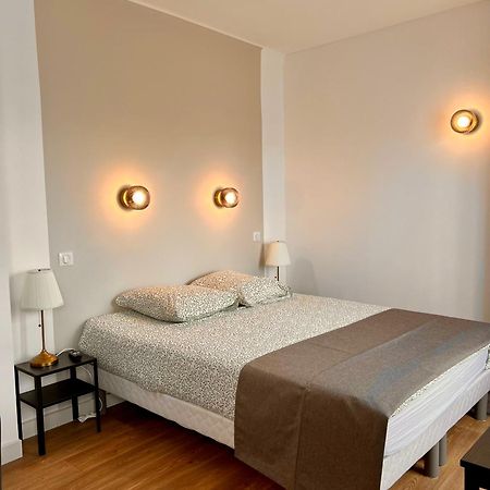 Studio 4 Pers Face Gare Sncf Appart Hotel Le Cygne D4 Μπουρζ Εξωτερικό φωτογραφία